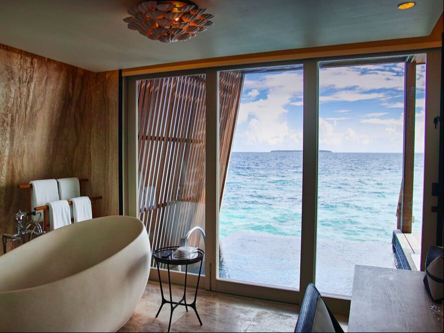 Ocean view cabana with spa bath